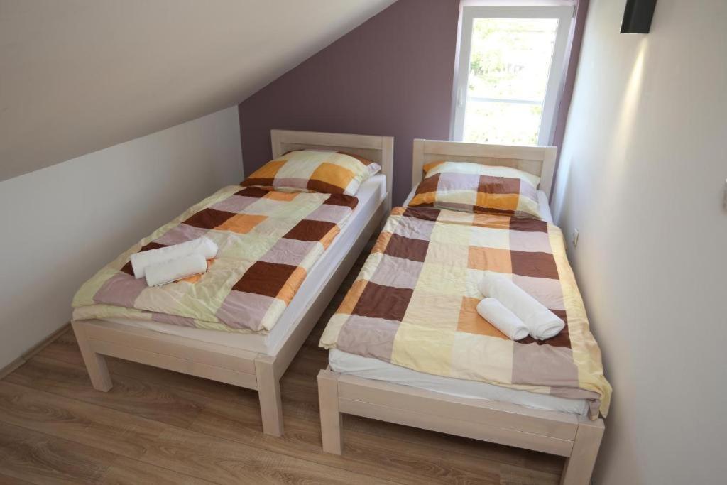 Apartments Rooms Paromlin Centar ซาเกร็บ ภายนอก รูปภาพ