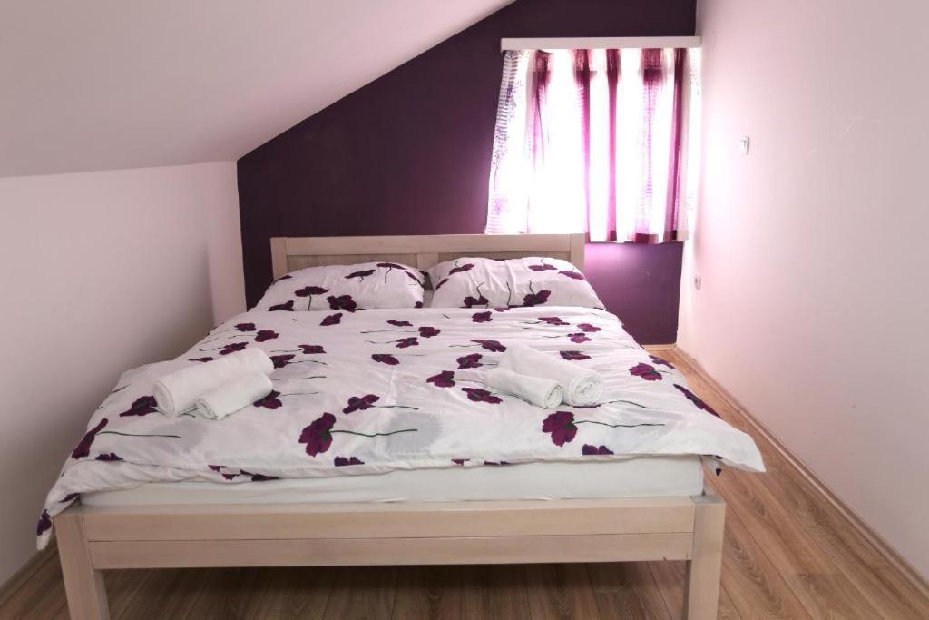 Apartments Rooms Paromlin Centar ซาเกร็บ ภายนอก รูปภาพ