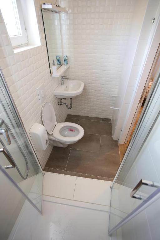 Apartments Rooms Paromlin Centar ซาเกร็บ ภายนอก รูปภาพ